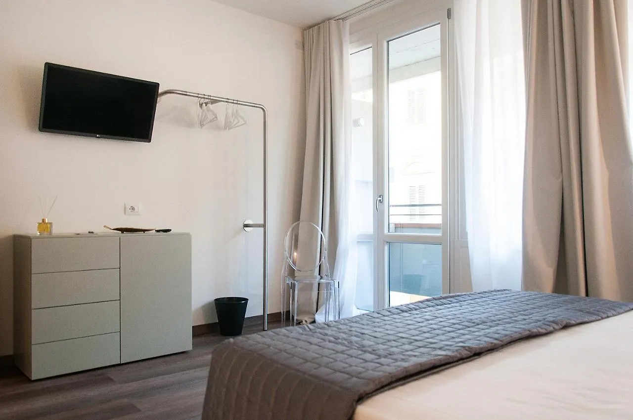 Homy Bnb Empoli Bed & Breakfast