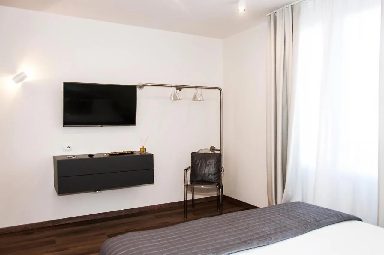 Bed & Breakfast Homy Bnb Empoli